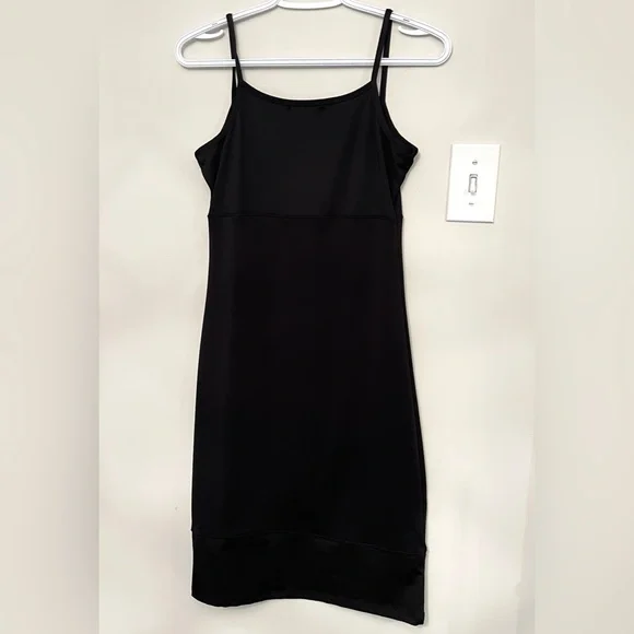 Control Dress Slip - Picture 2 of 5